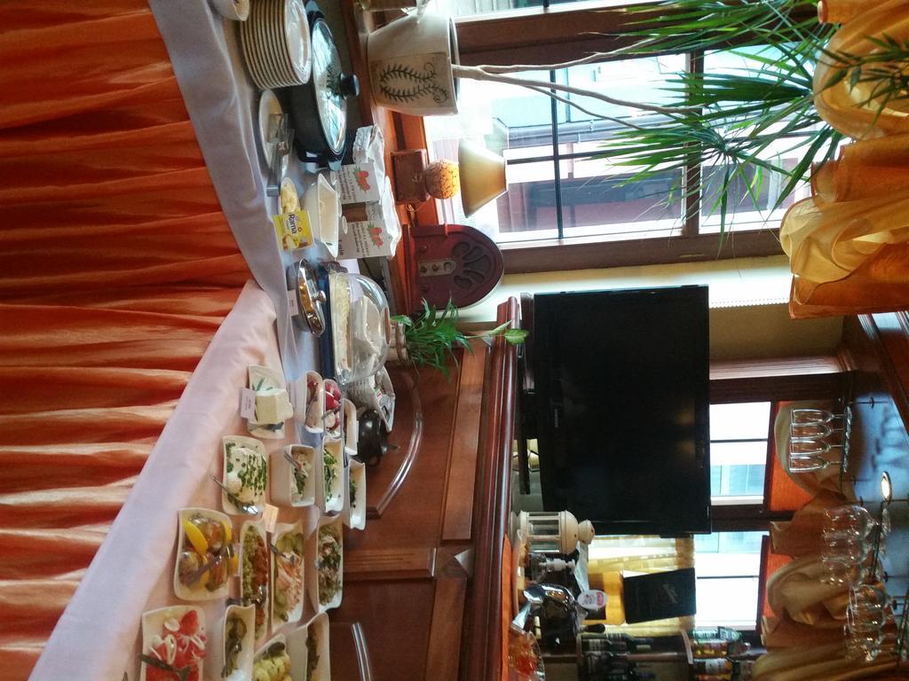 Hotel Restauracja Podzamcze Szczecin Dış mekan fotoğraf