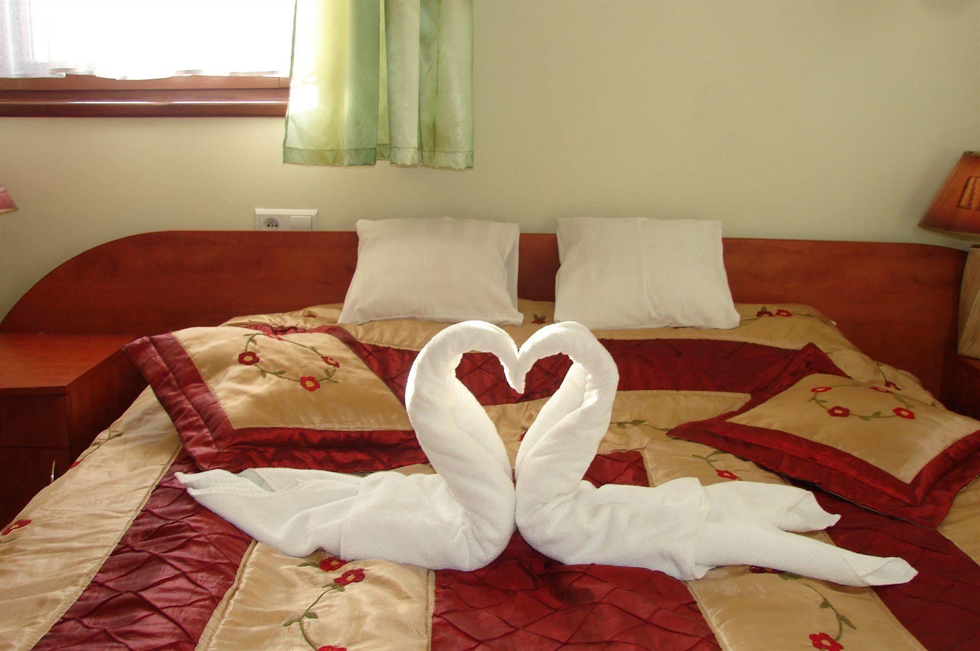 Hotel Restauracja Podzamcze Szczecin Dış mekan fotoğraf