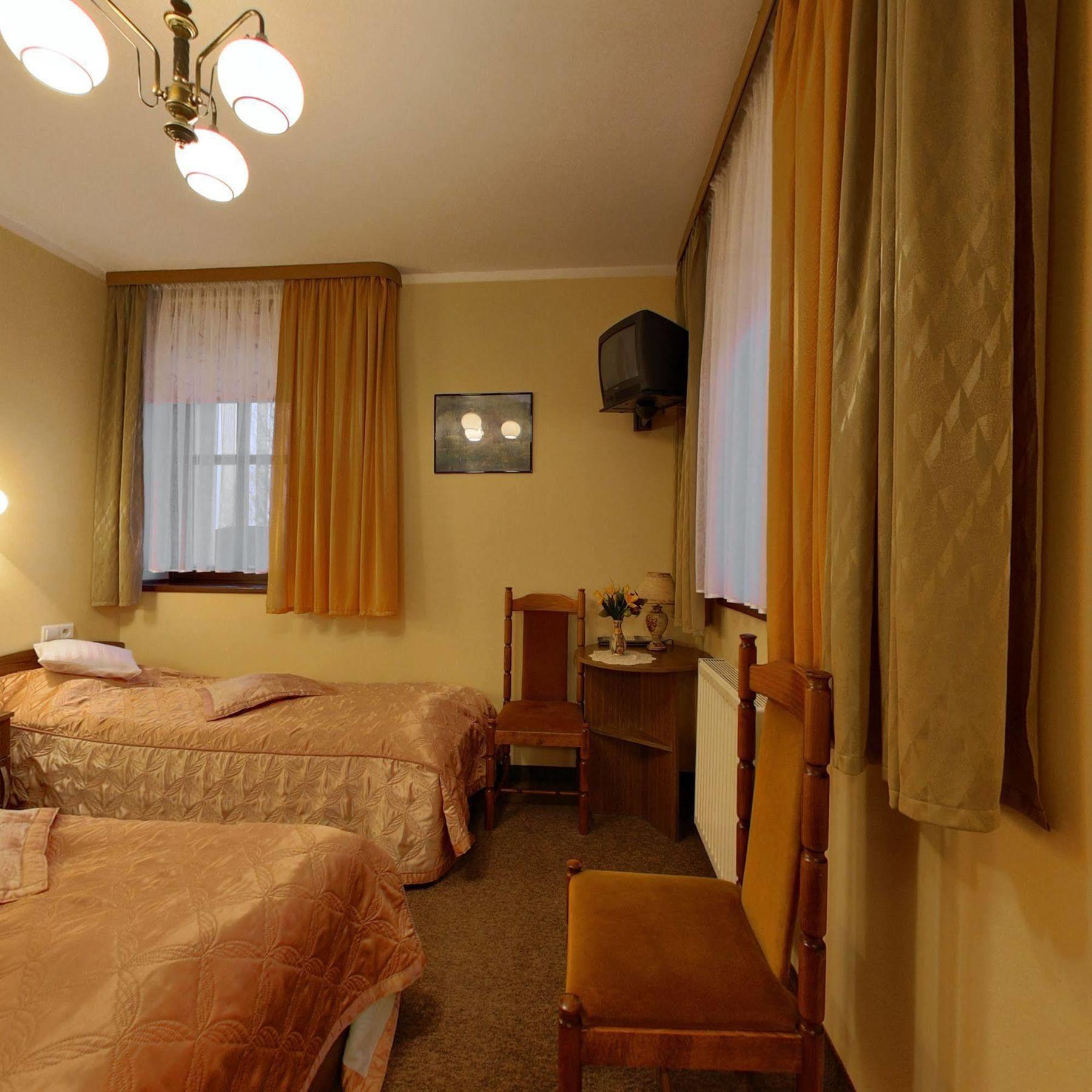 Hotel Restauracja Podzamcze Szczecin Dış mekan fotoğraf