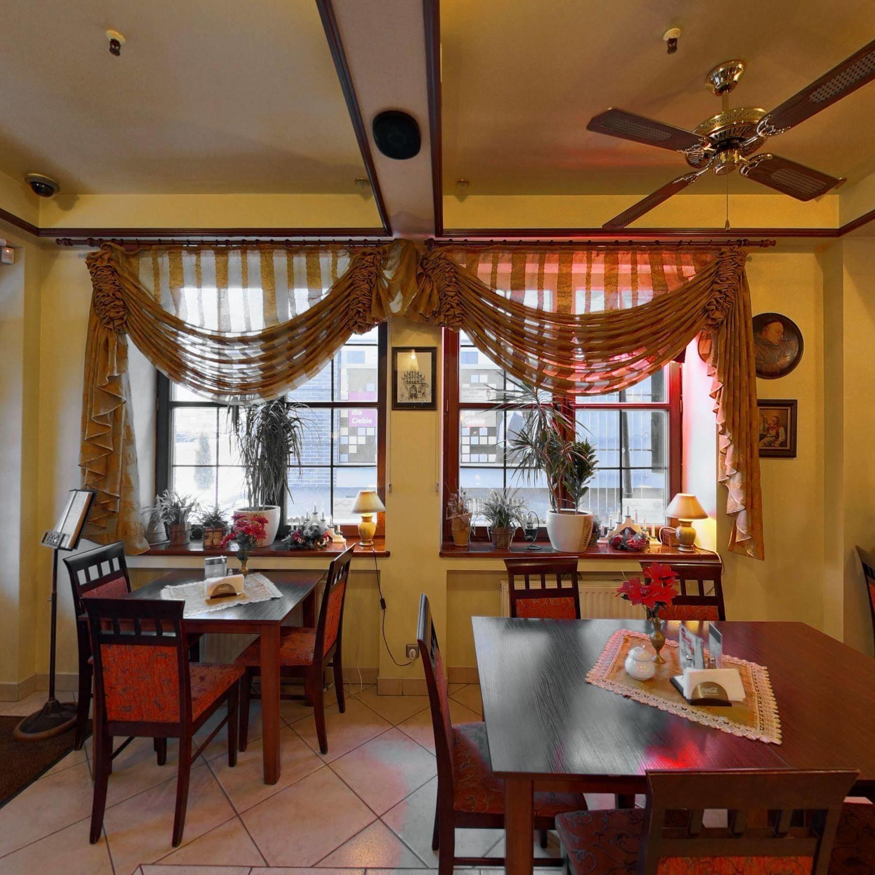 Hotel Restauracja Podzamcze Szczecin Dış mekan fotoğraf