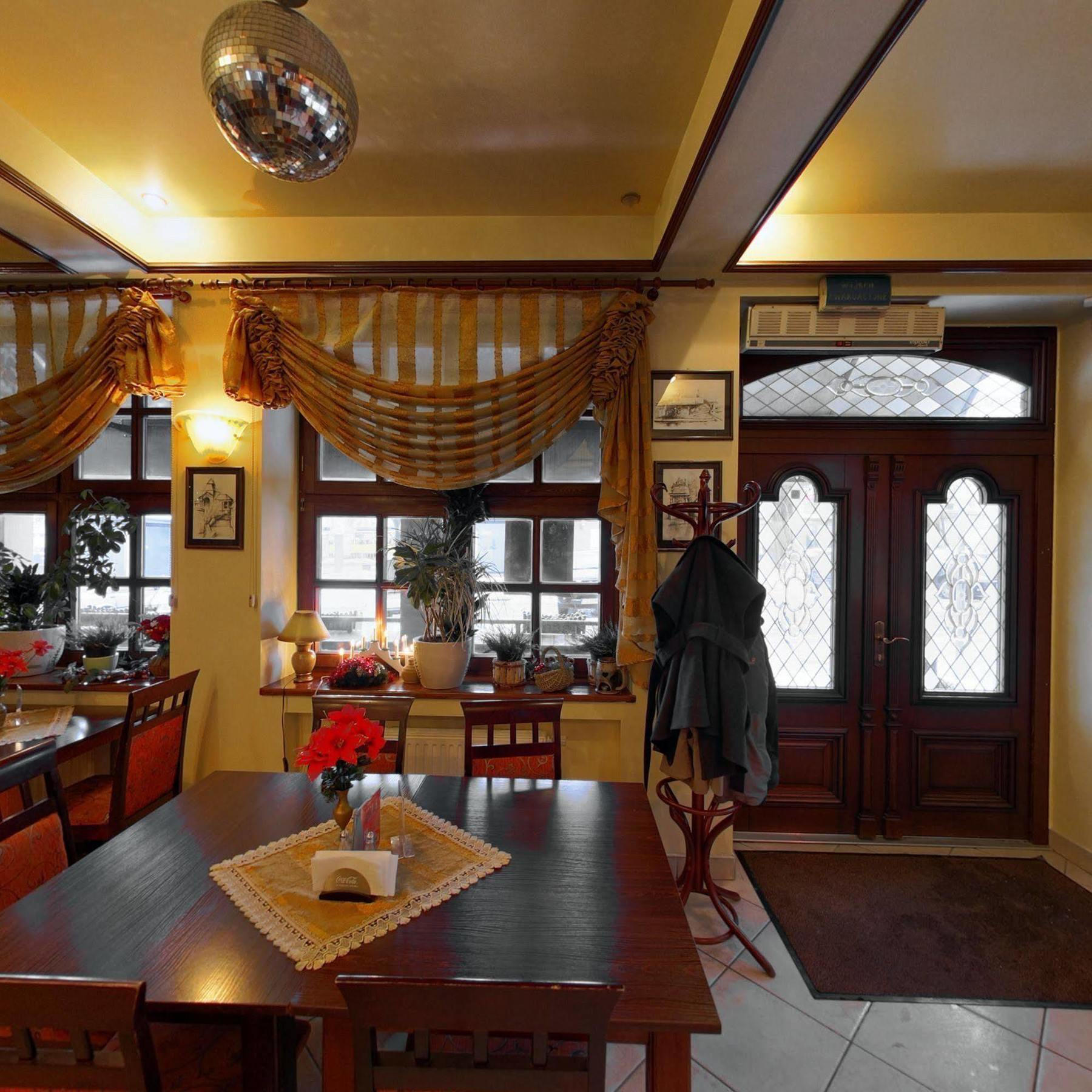 Hotel Restauracja Podzamcze Szczecin Dış mekan fotoğraf