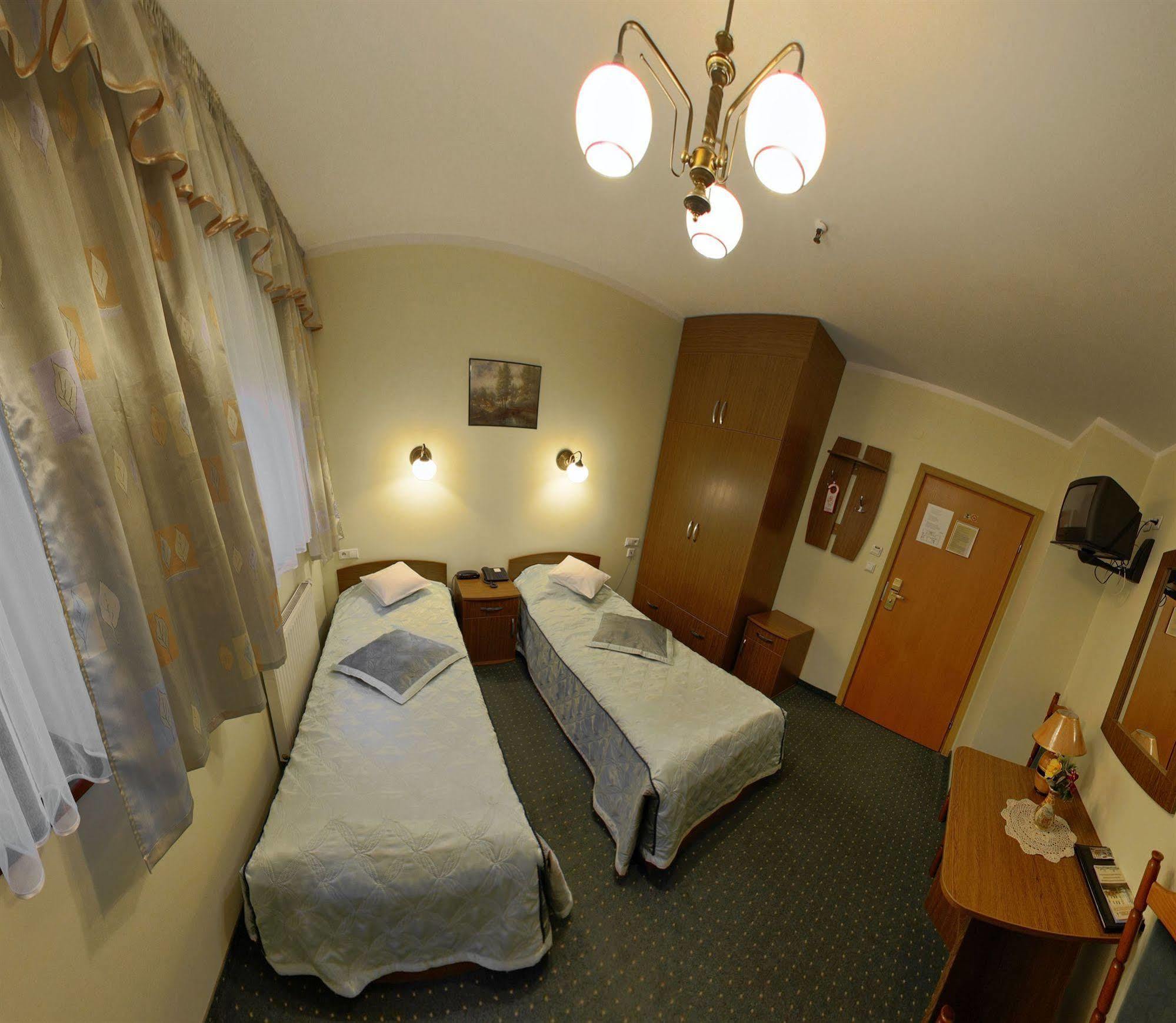 Hotel Restauracja Podzamcze Szczecin Dış mekan fotoğraf